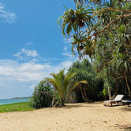 Sanjis The Seaside Cabanas Tangalle Exterior photo