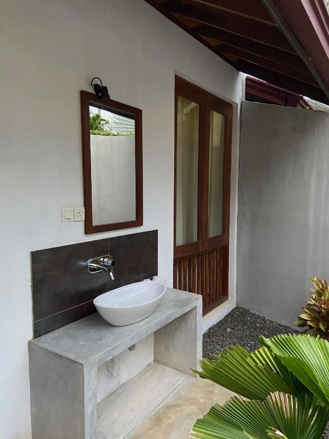 Sanjis The Seaside Cabanas Tangalle Exterior photo